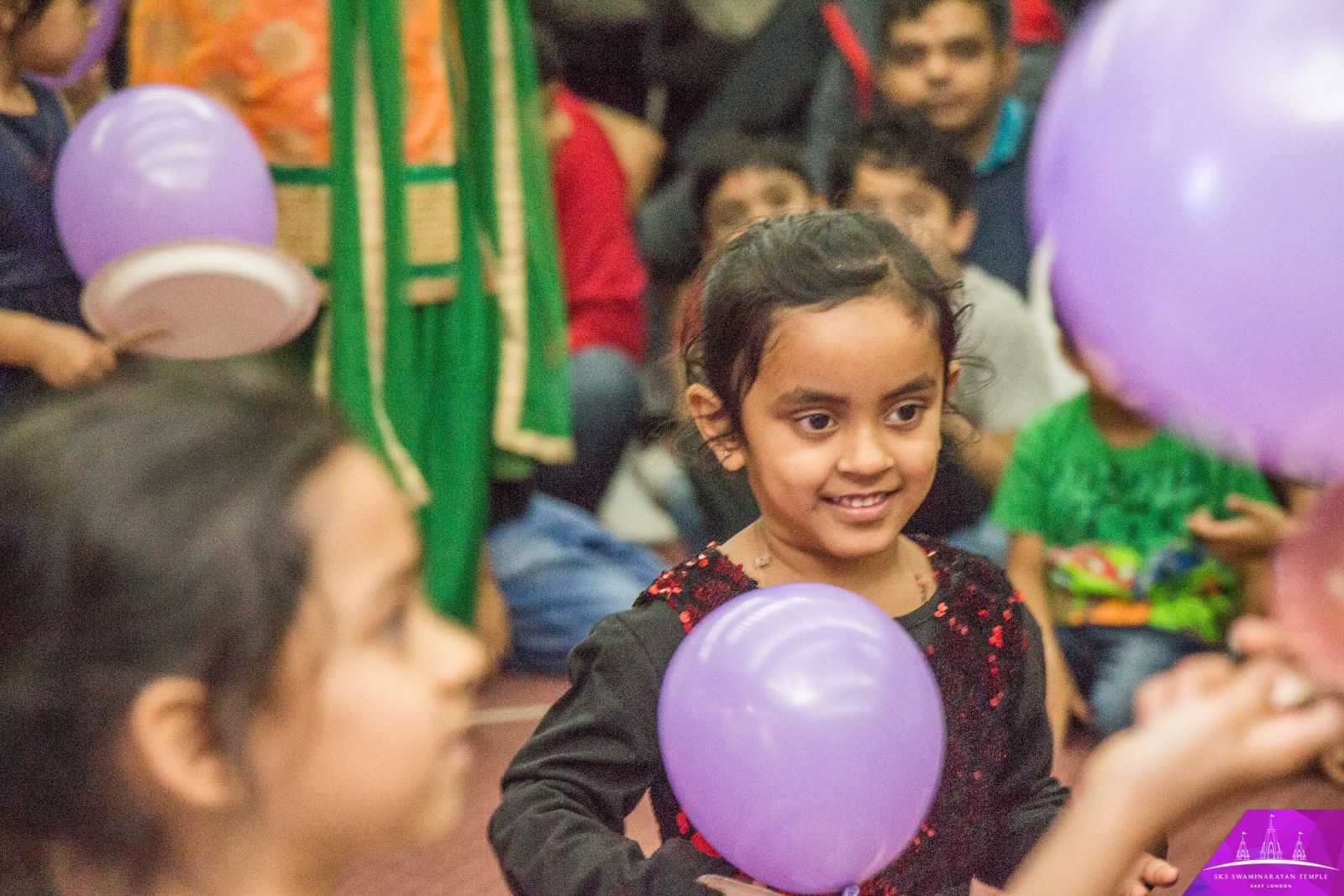 ©1987-2017 SKS Swaminarayan Temple East London